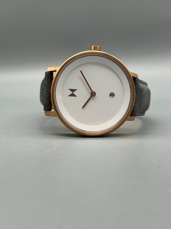 MVMT Signature II Watch Women 34mm Rose Gold Tone Leather Date New Battery main image 7